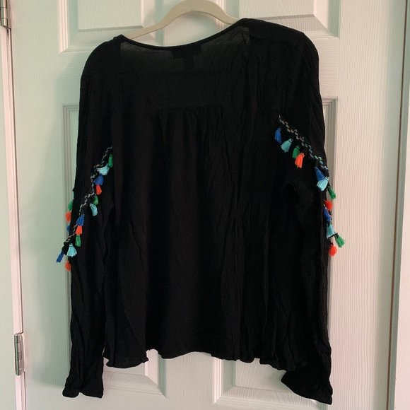 Long Sleeve Blouse with Tassel Details - Picture 7 of 7